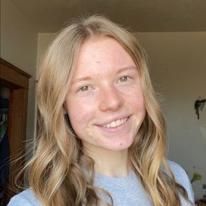 Meet your Posher, Ella